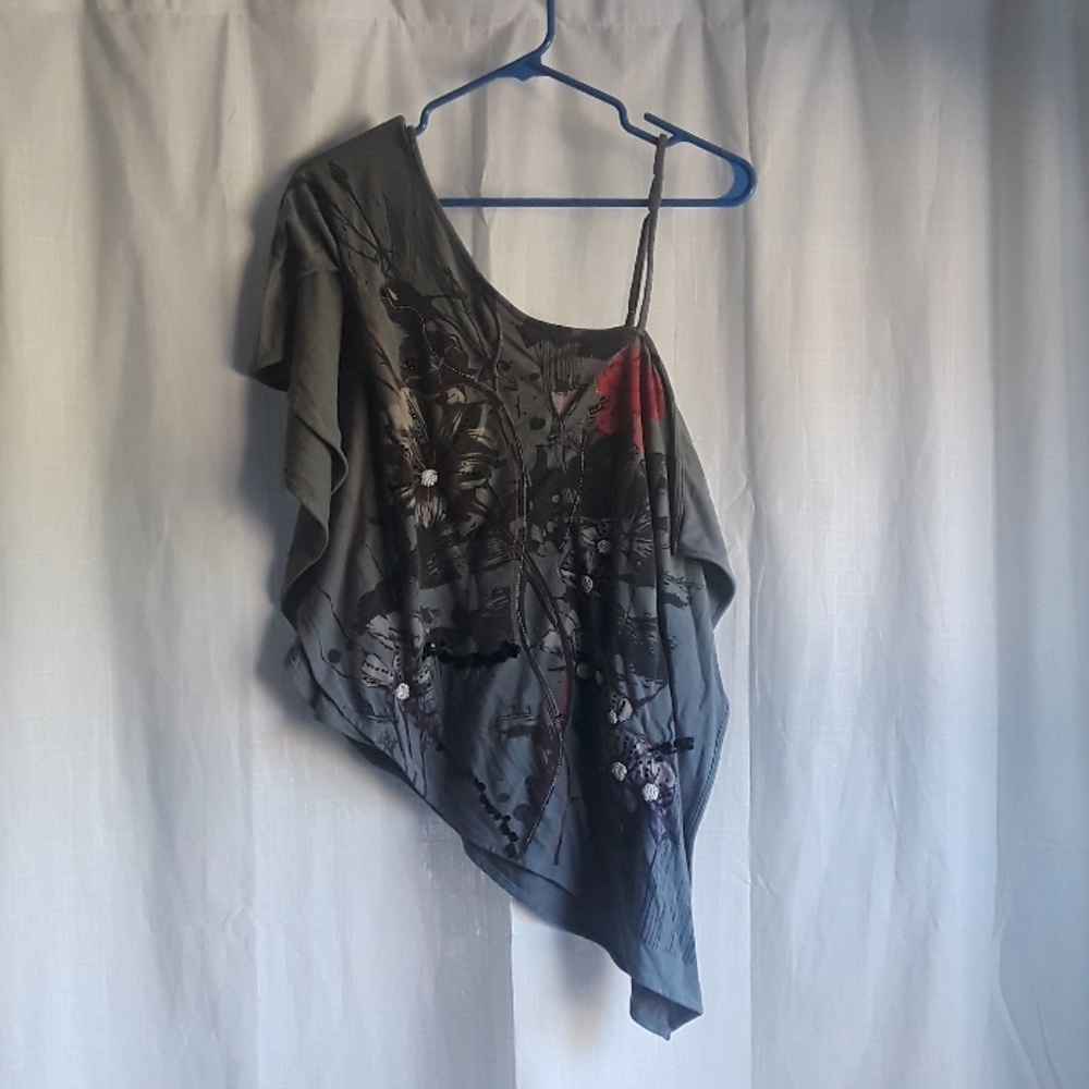 Windsor Asymmetrical Top